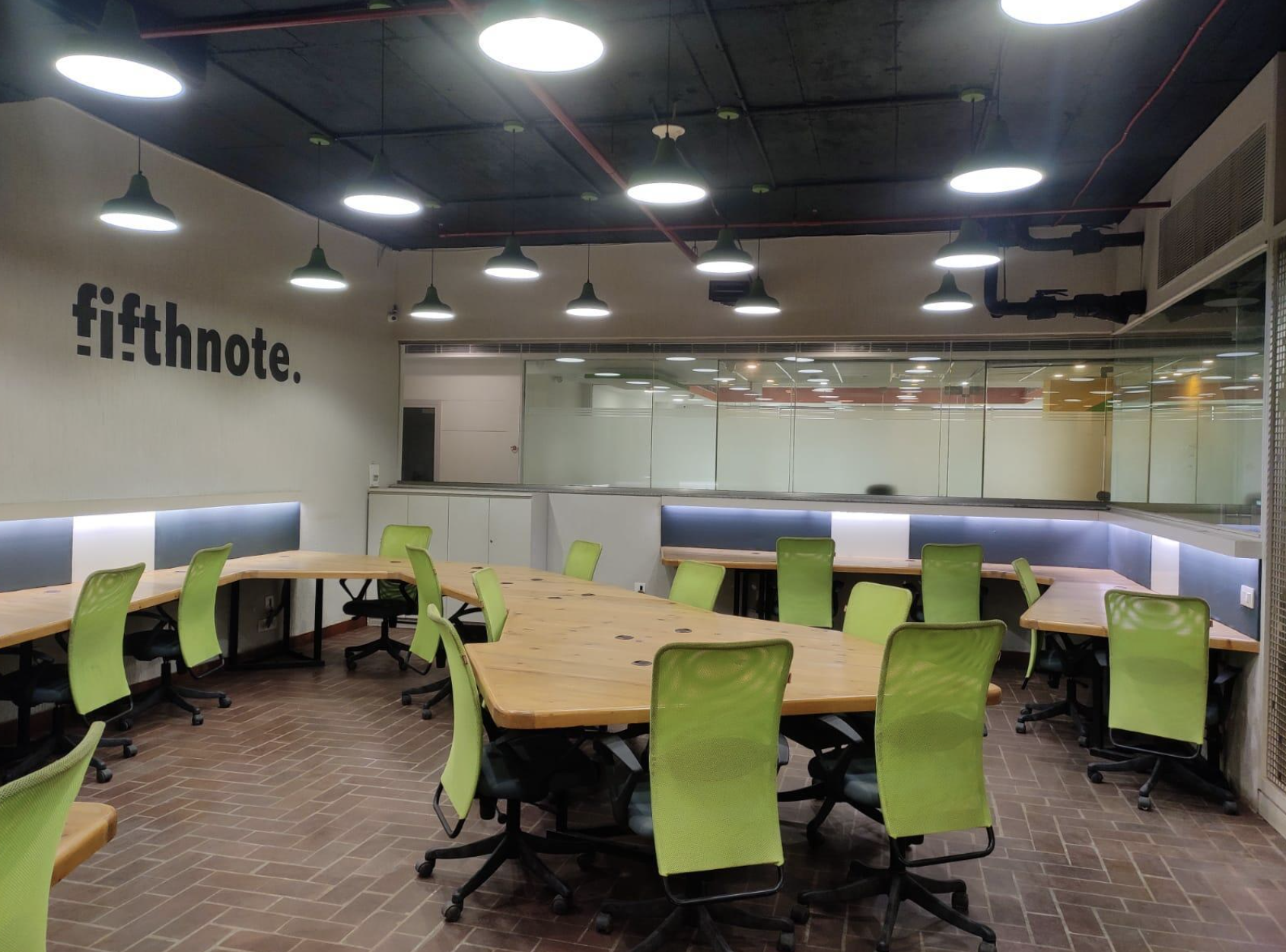 28+ Seater Office